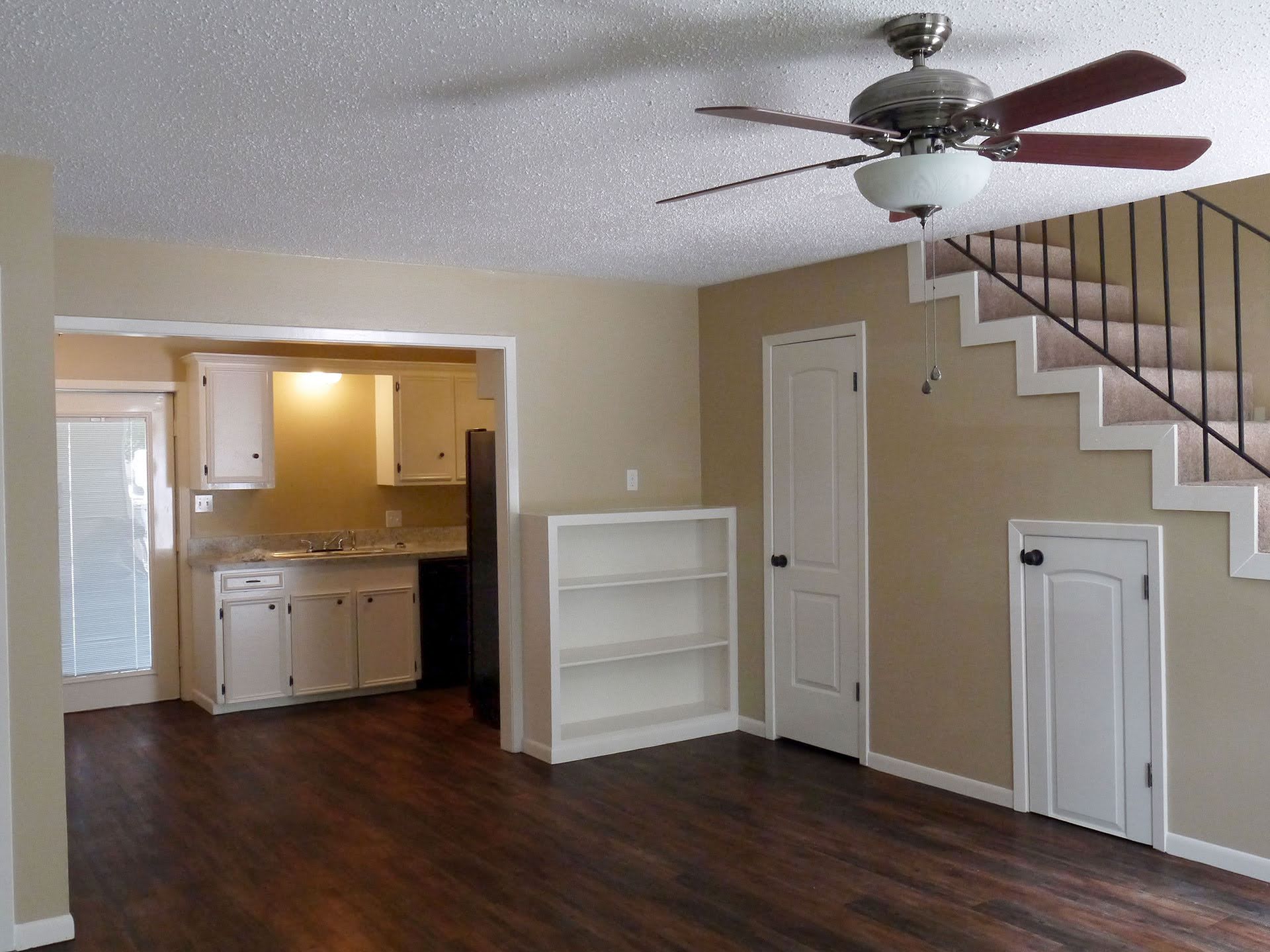 1904 Melrose AveApt 1 – photo 1