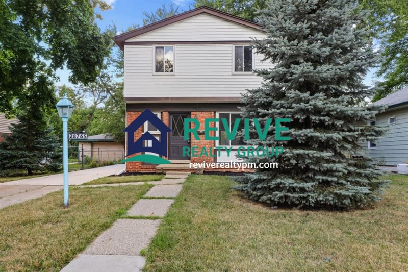 28765 Glasgow Street – photo 2