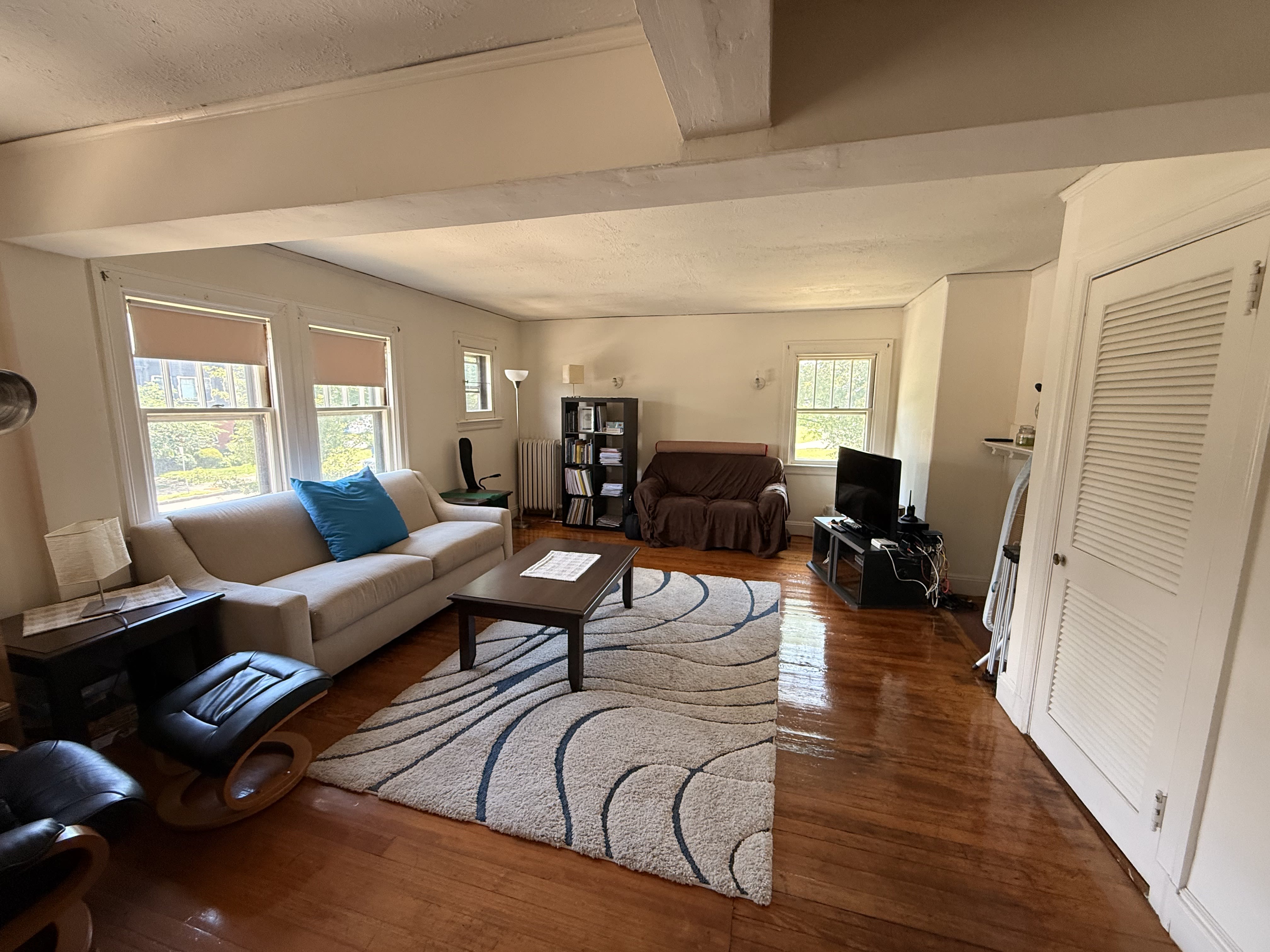 98 Mt Auburn St – photo 4