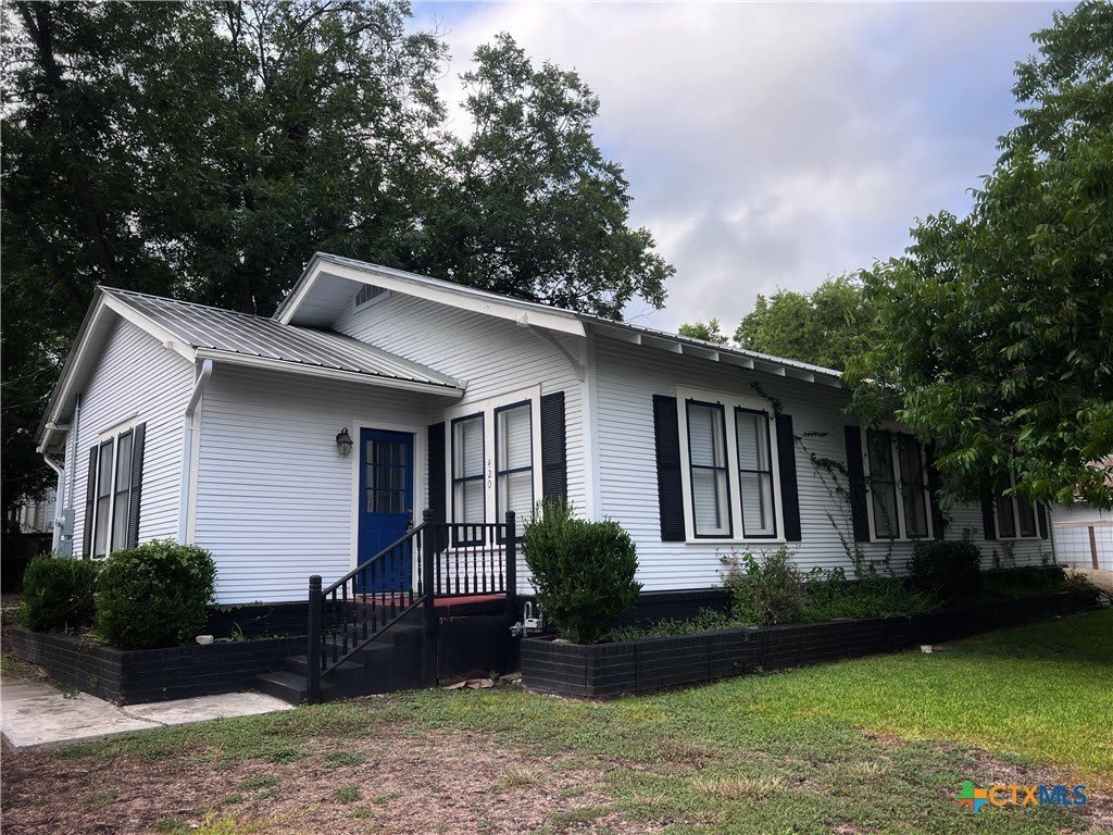 420 Willow Avenue – photo 1