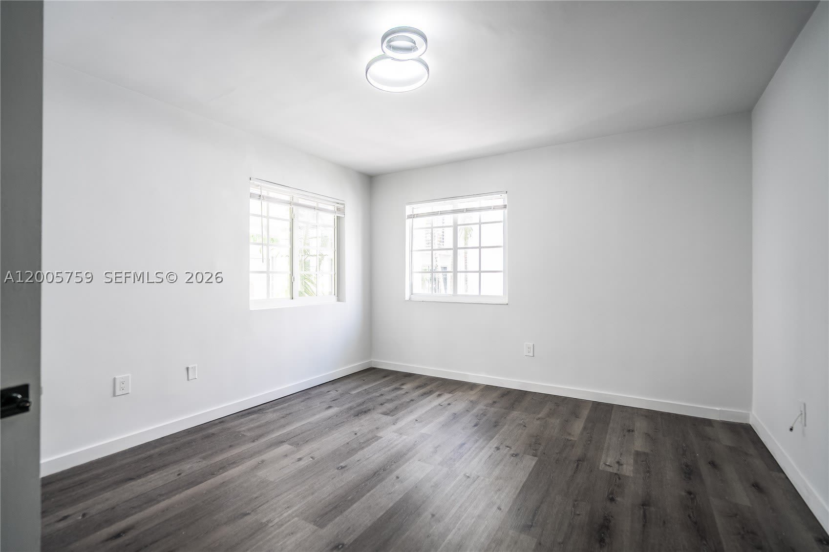 920 Pennsylvania Ave – photo 3
