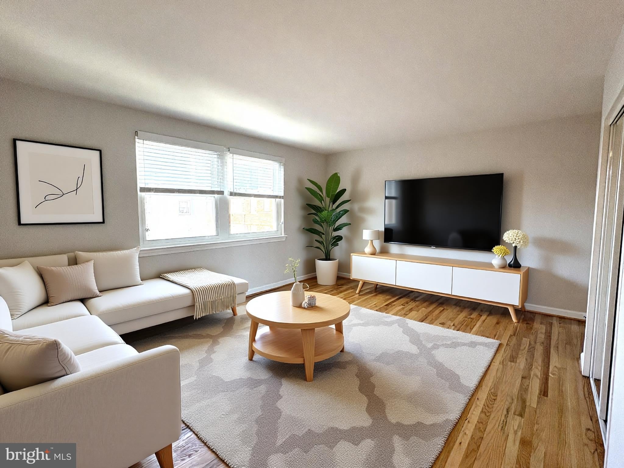 1627 MASSACHUSETTS Avenue SE – photo 2