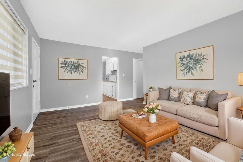 2956 Valleyview Dr – photo 2