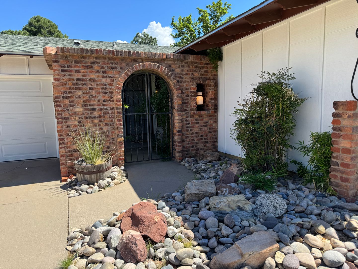 3 Bedroom, 2 Bathroom Home near Osuna & San Pedro – photo 3