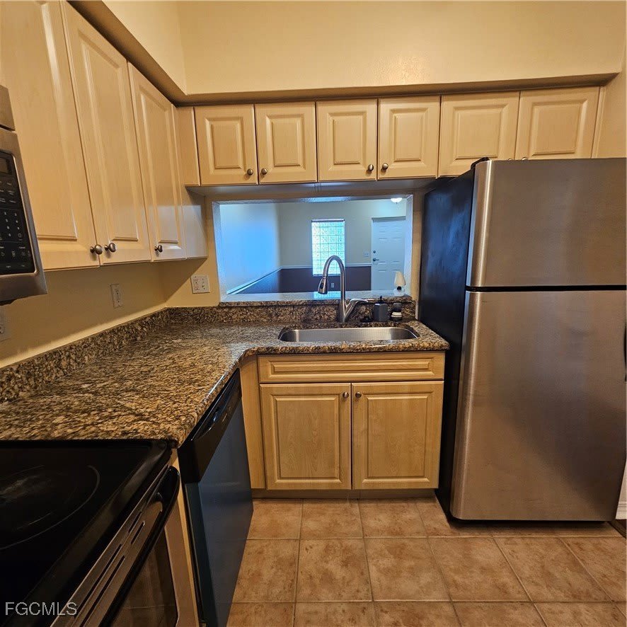 8423 Bernwood Cove Loop – photo 5