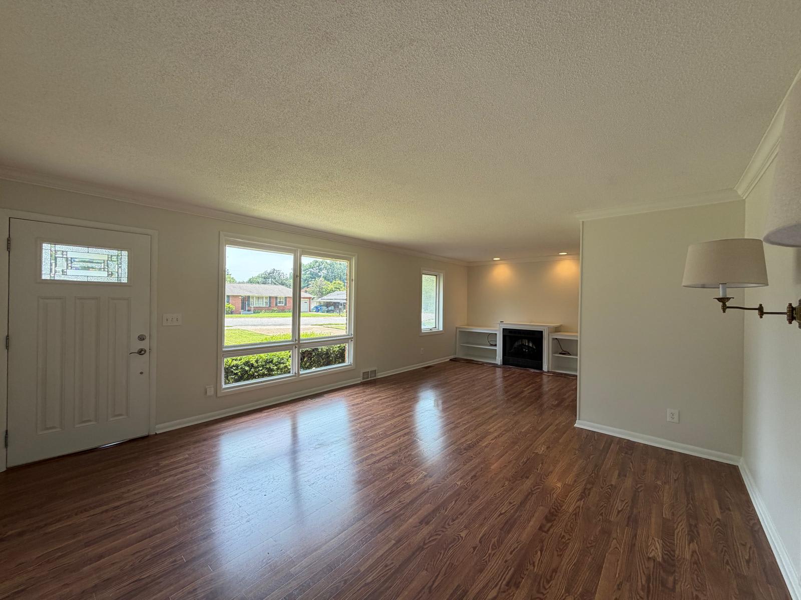 524 Graycroft Drive Southwest – photo 2