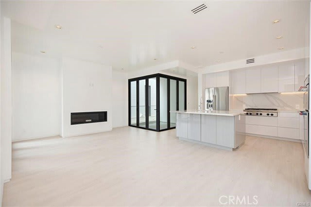 423 Orchid Avenue – photo 5