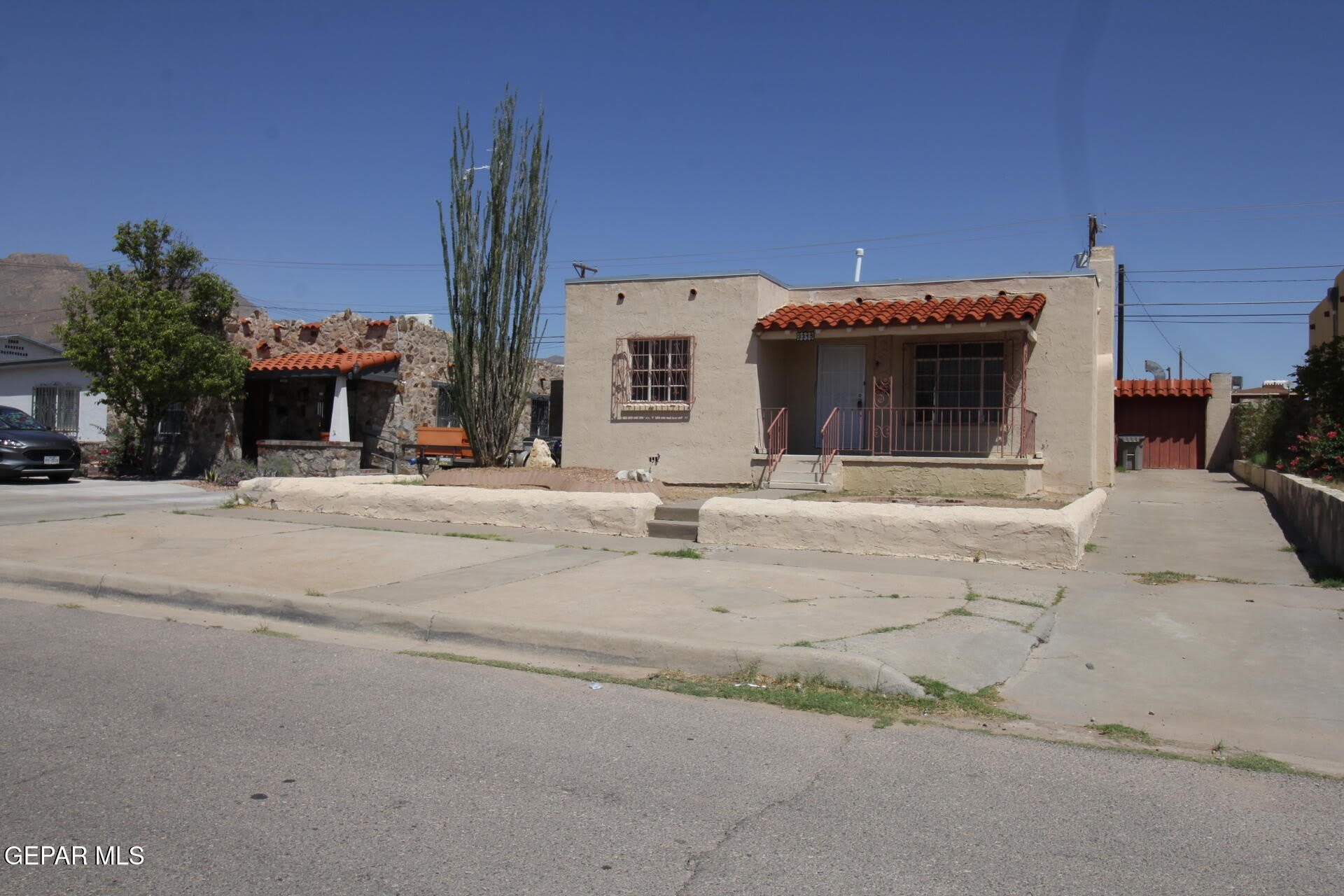 3315 SACRAMENTO Avenue – photo 4