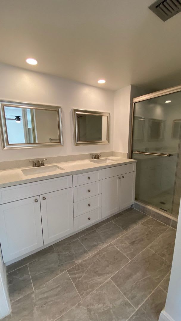 Charming 2-Bed Oasis with 2.5 Baths in Prime Palm Beach Gardens Location! – photo 4