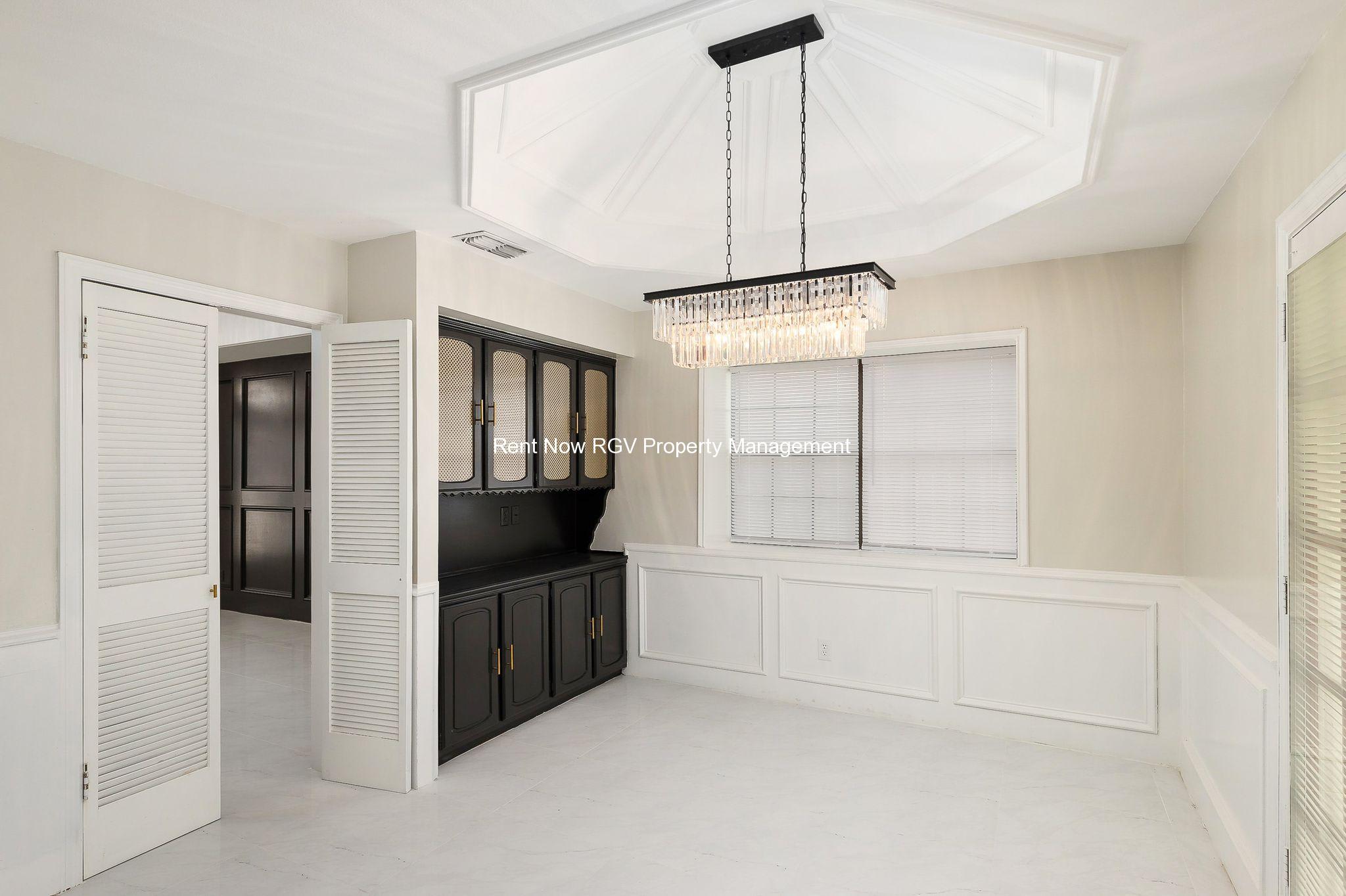 818 Diana Dr – photo 5