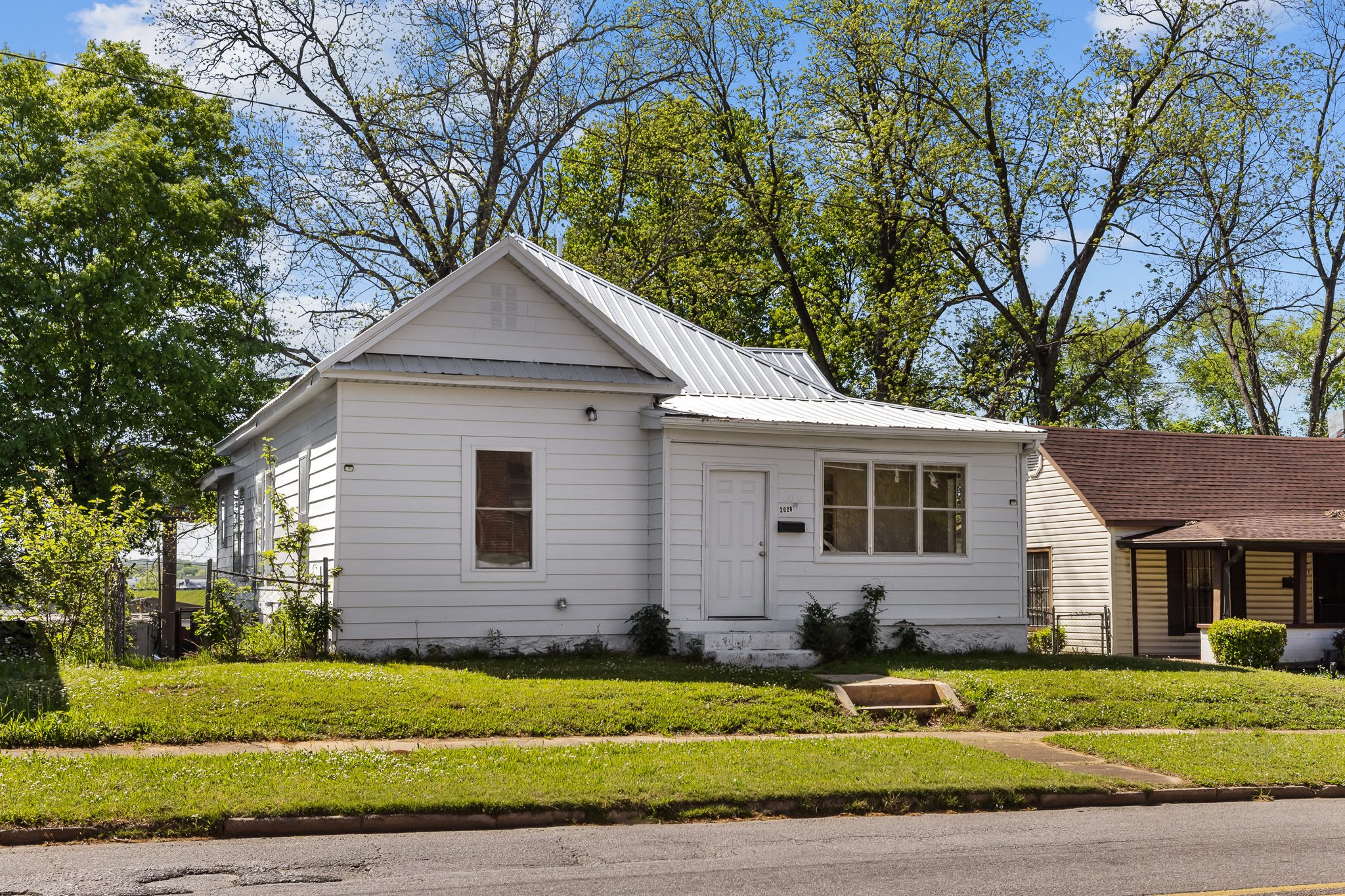 2028 Ave V – photo 3