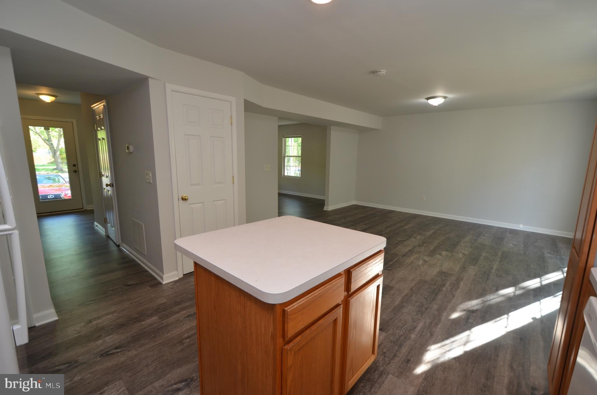 1161 GWYNNE Avenue – photo 4