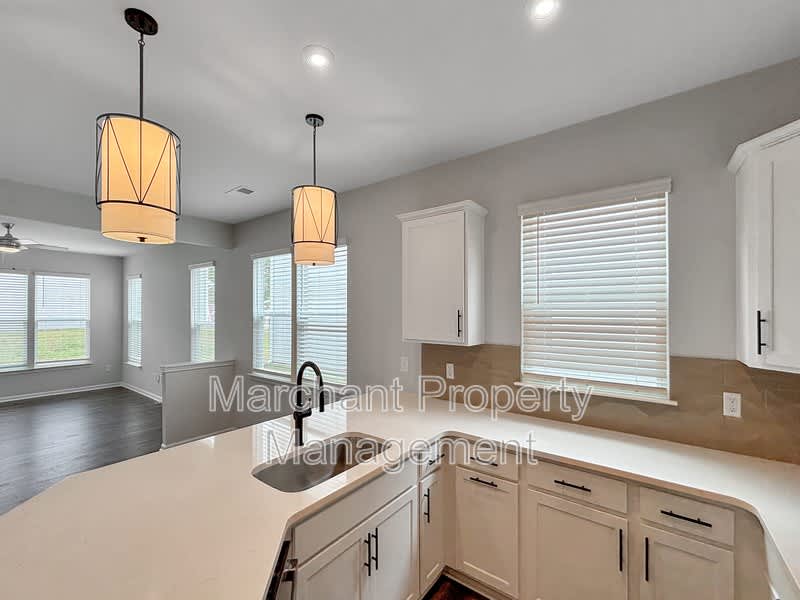 137 Gervais Circle – photo 4