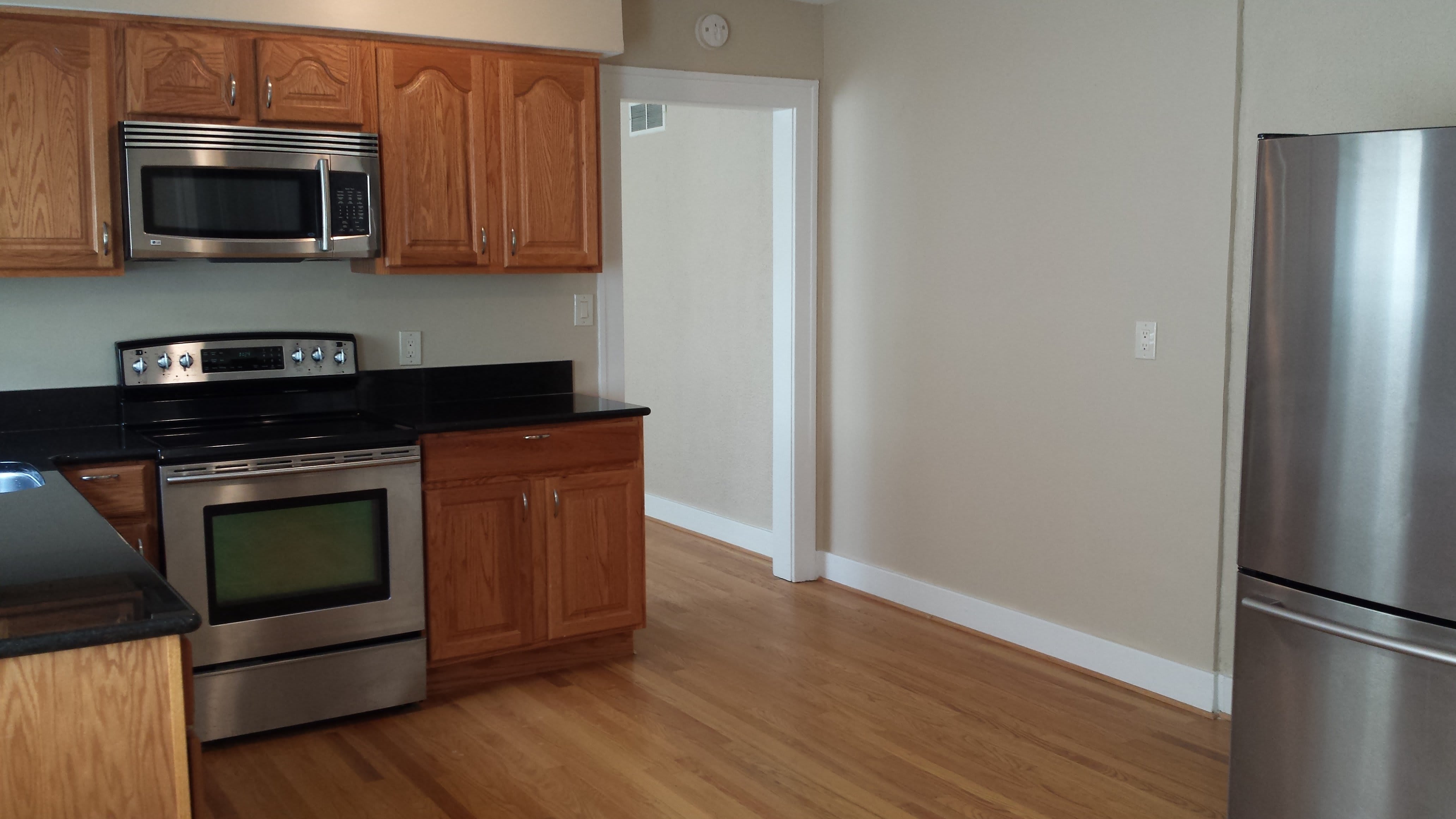 430 N Washington Ave – photo 5