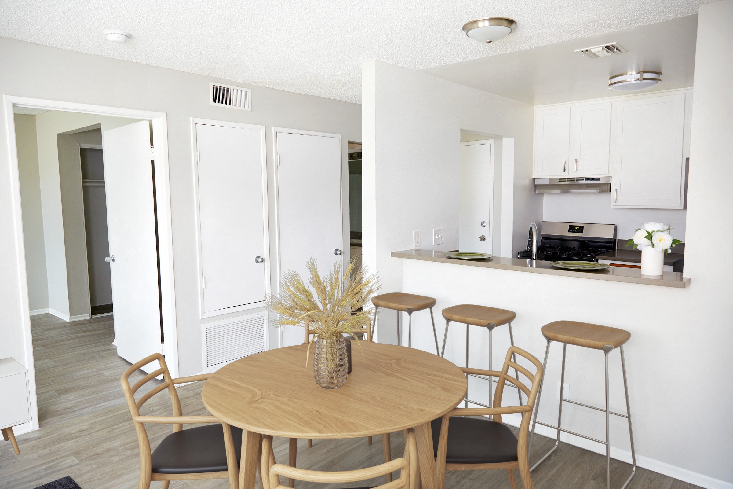 Laurel Terrace – photo 2