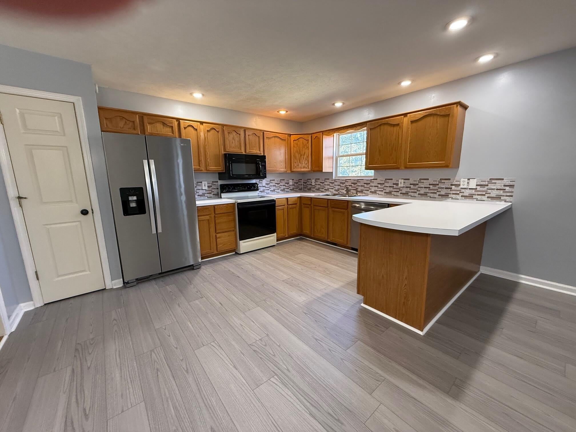 500 Clifton Court – photo 5