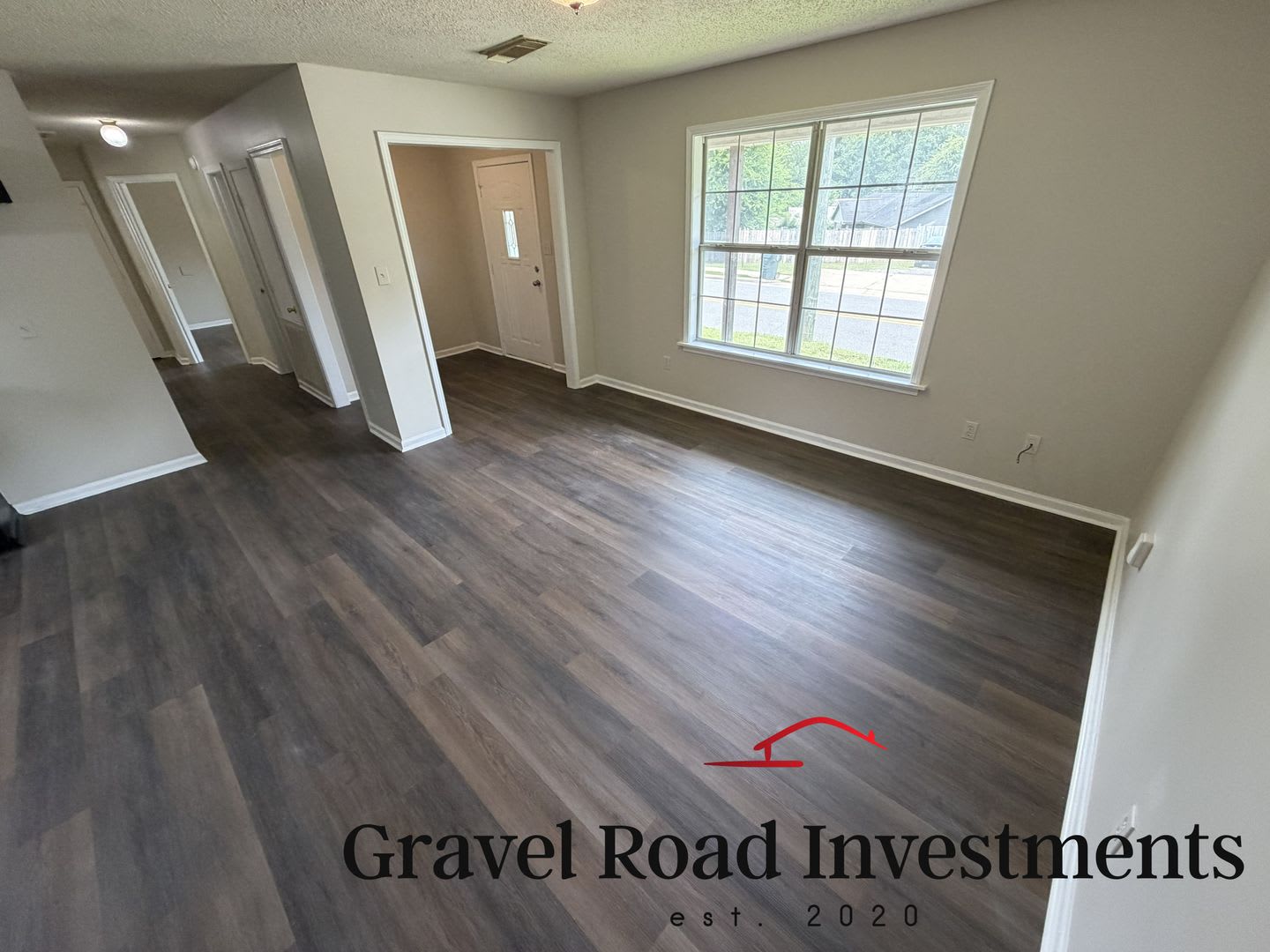 Freshly Updated 3 Bedroom, 1 Bathroom Home – photo 5