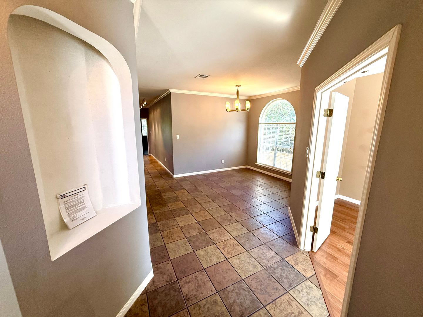 Application Received Move In Special 3Br 2Ba In Gated Promontory Pointe Stainless Appliances 2 Car Garage – photo 3