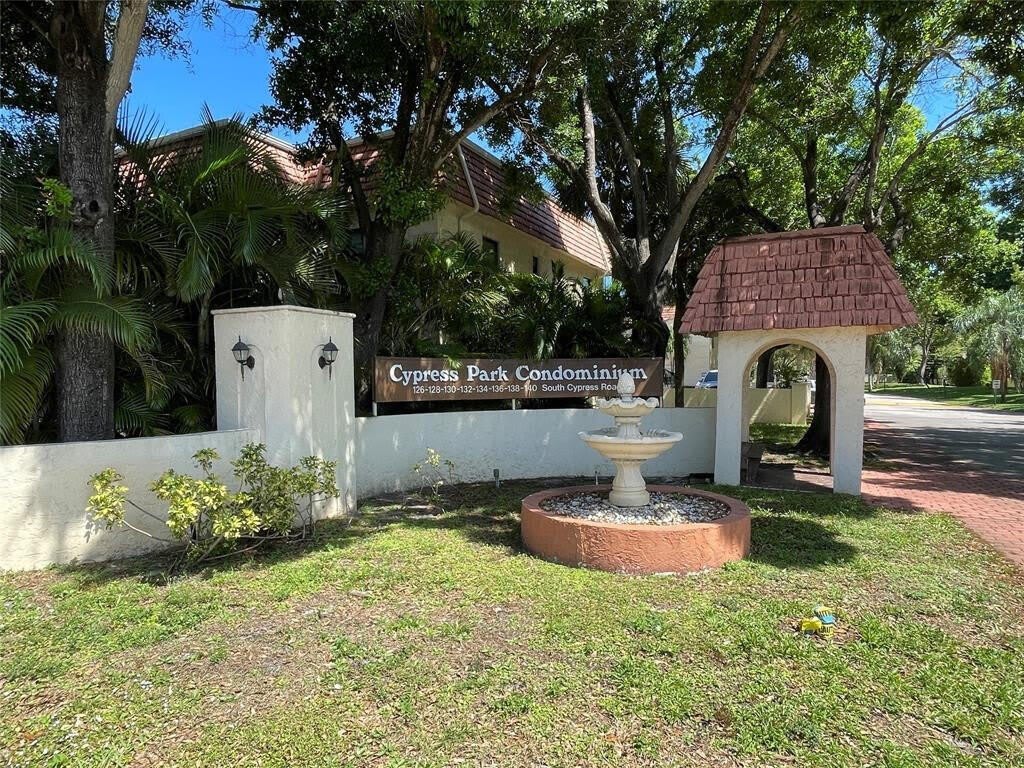 132 S Cypress Road – photo 2