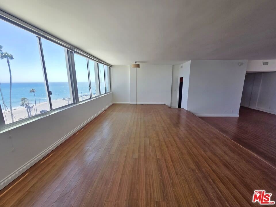 17368 W Sunset Blvd – photo 2