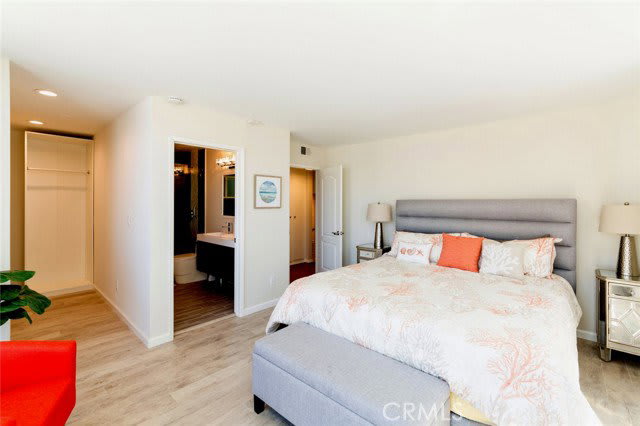 126 Neptune Avenue – photo 1