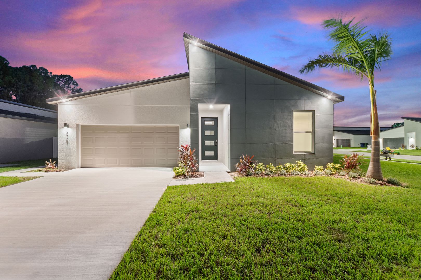 4 Bed / 2 Bath with Fenced Yard in Winter Haven, FL (Deposit Free Options Available!) – photo 1