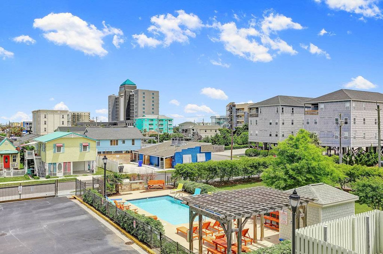 (C004) 305 S. Lake Park Blvd. Unit 106 Carolina Beach, NC 28428 – photo 2