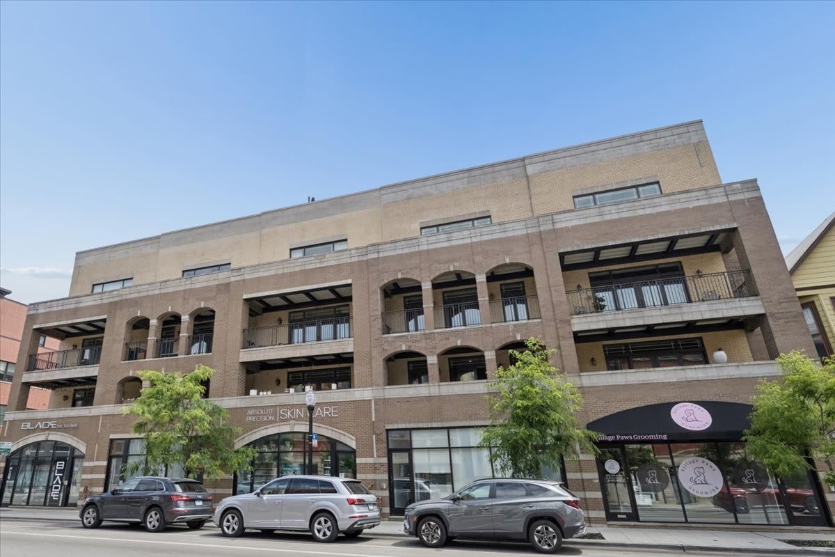 1423 W BELMONT Avenue – photo 3