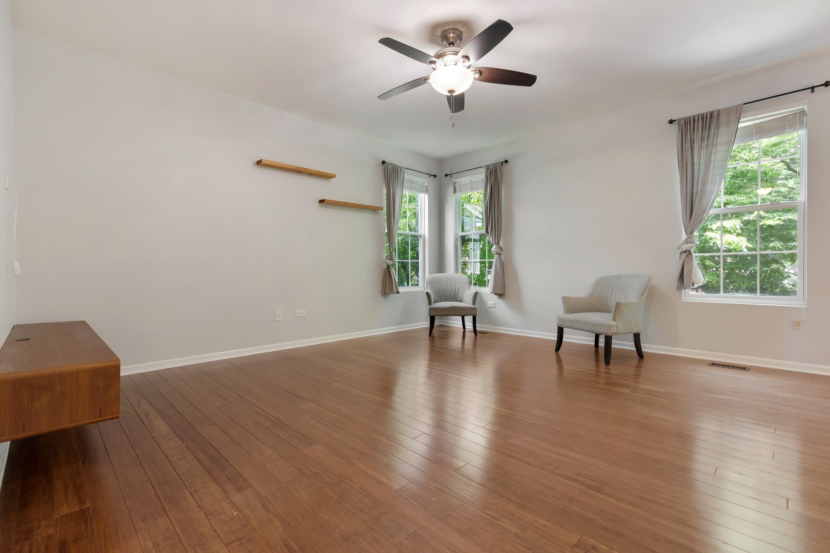 1022 Ravendale Court – photo 5