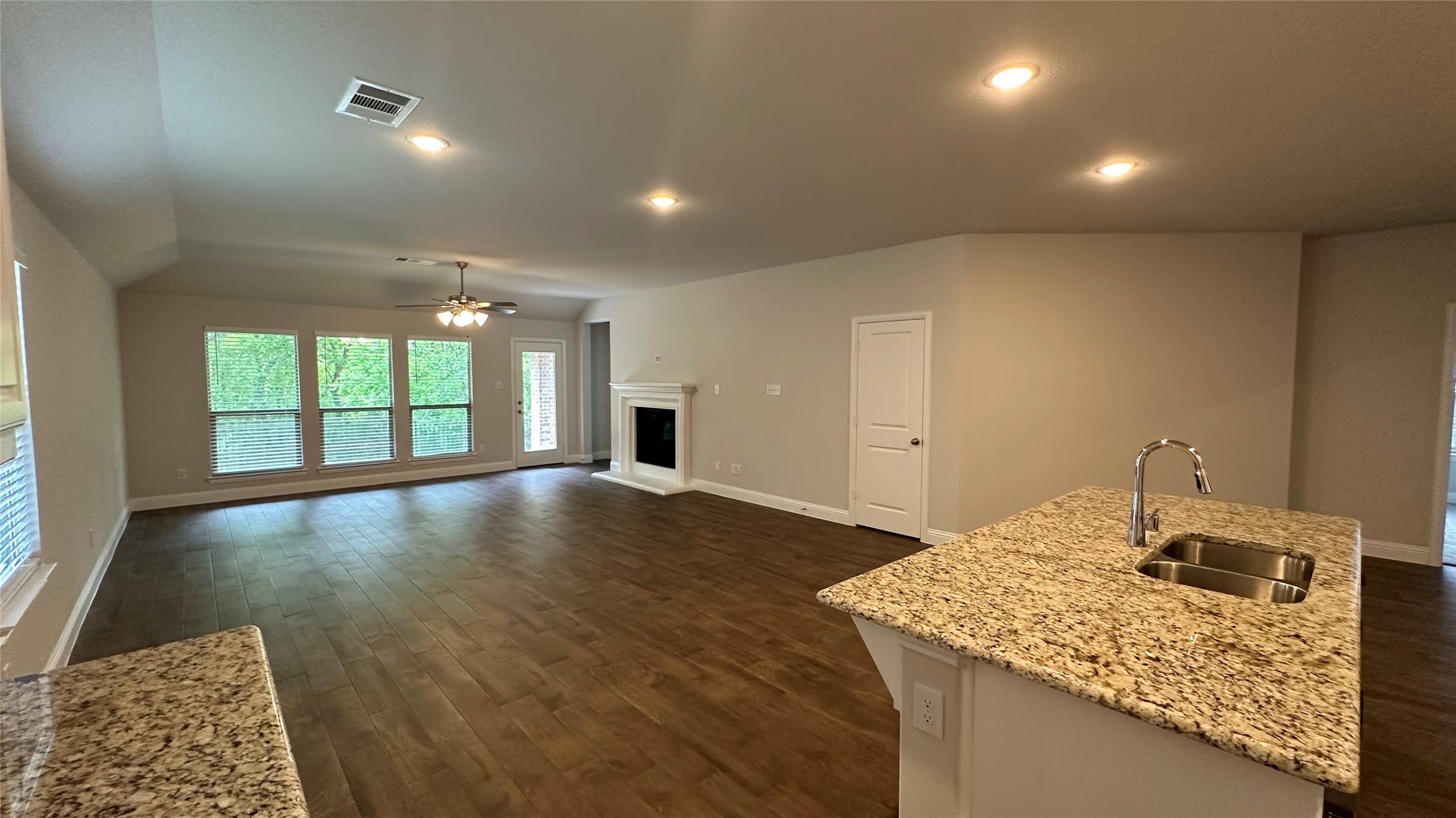 1608 Elizabeth Street – photo 2