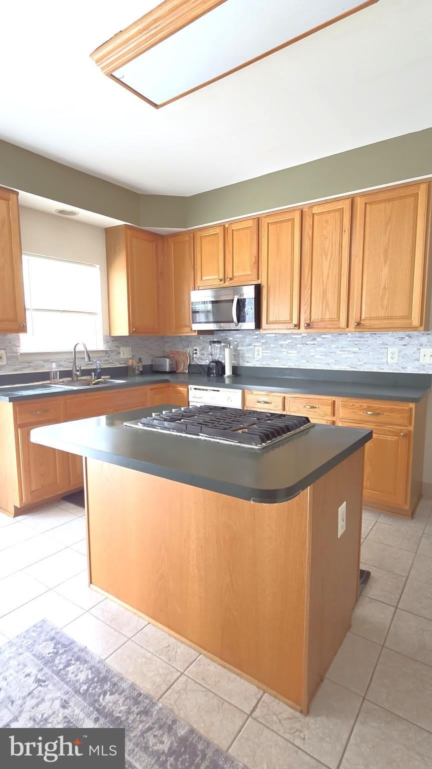 5455 QUAINT Drive – photo 2