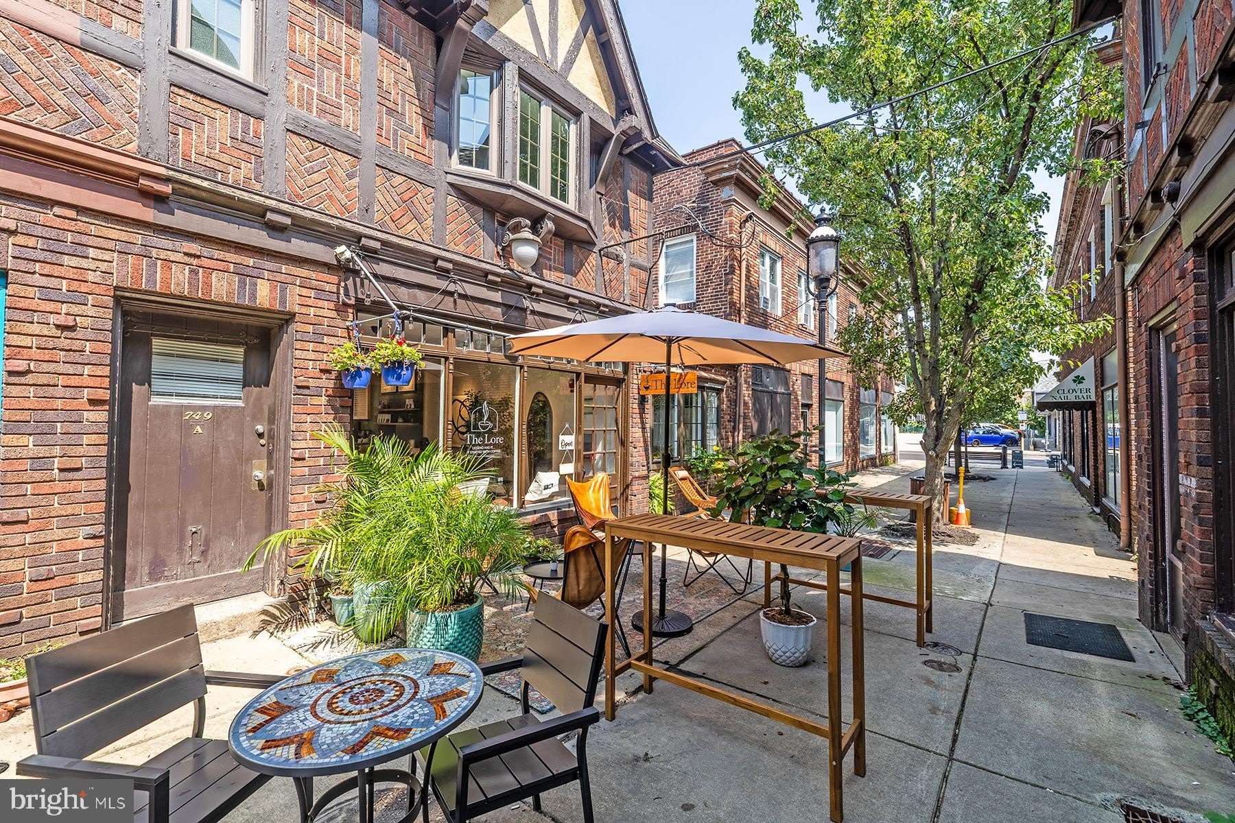 749 YORKWAY – photo 2