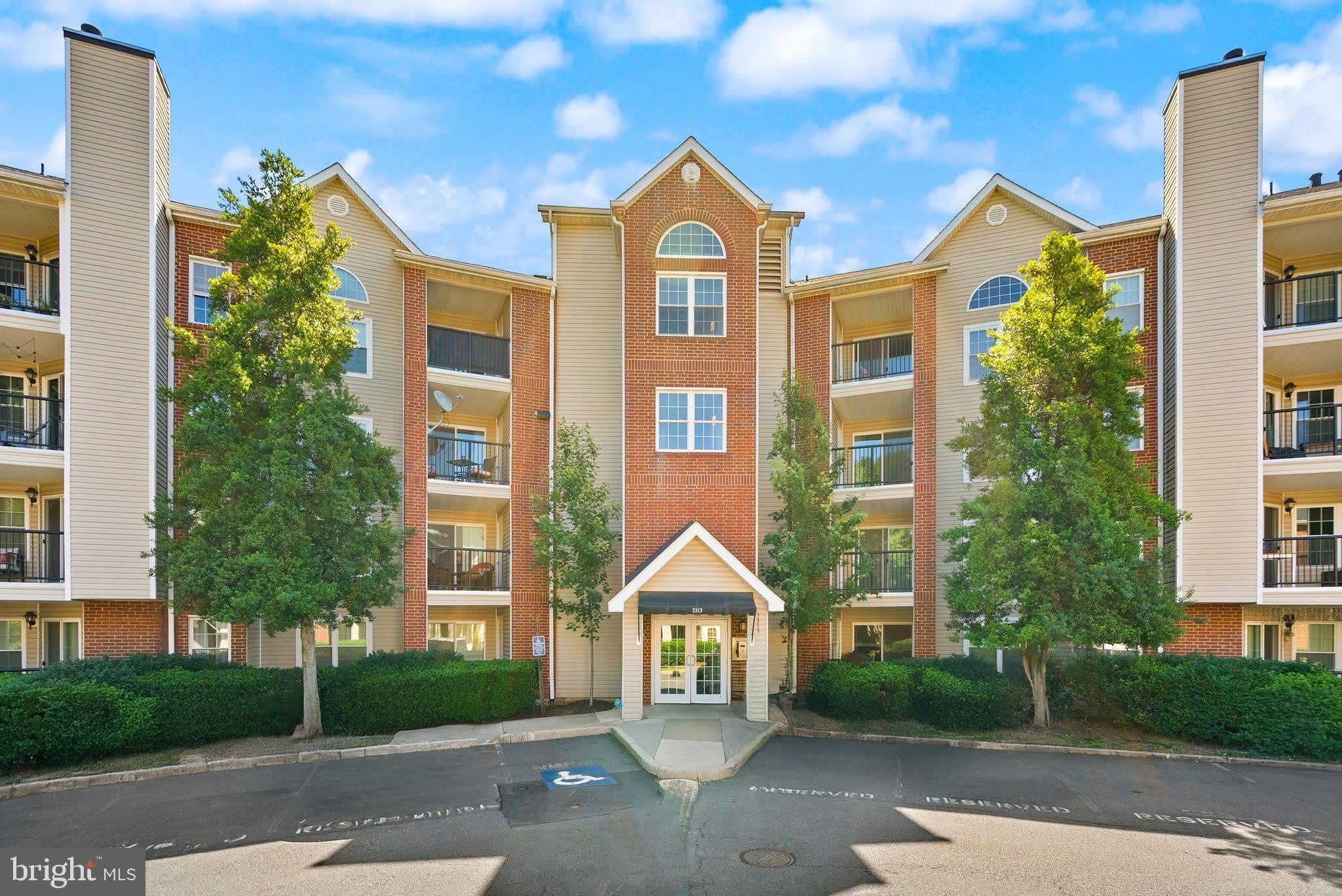 3313 WYNDHAM Circle – photo 1