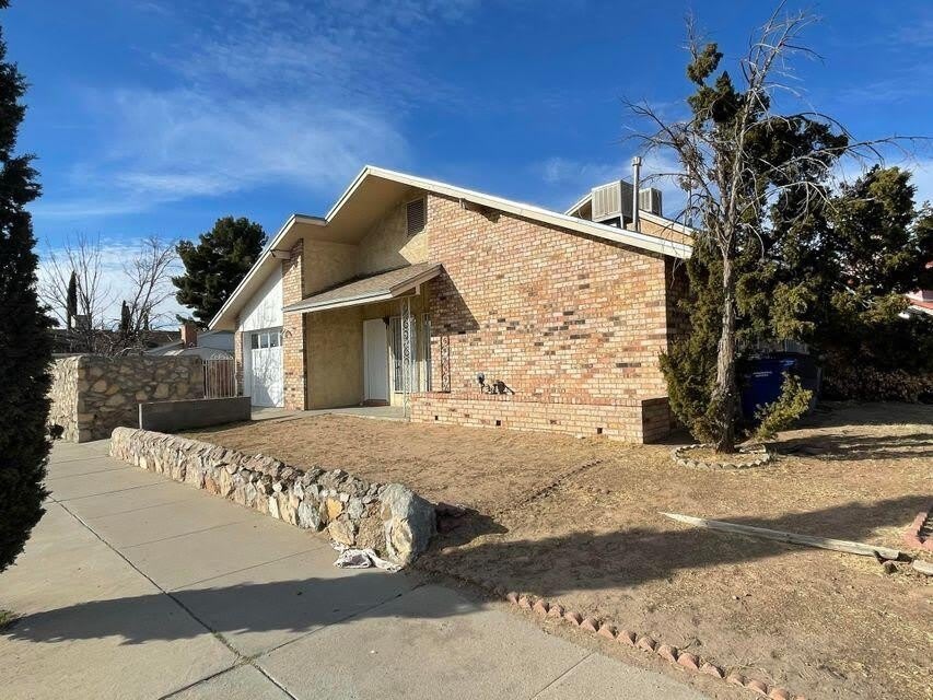 1901 LEE ELDER Drive – photo 2