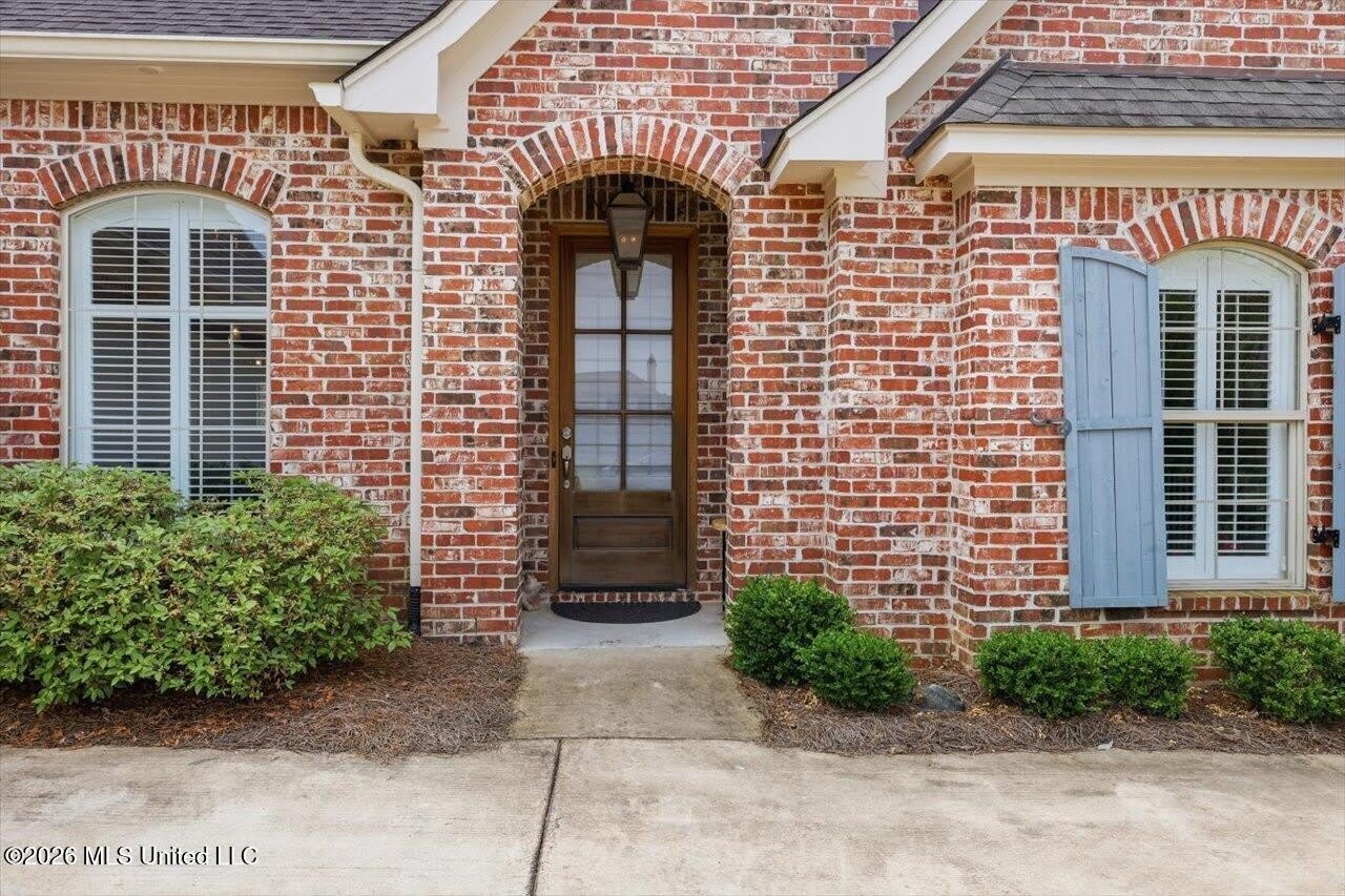 320 Oakville Circle – photo 3