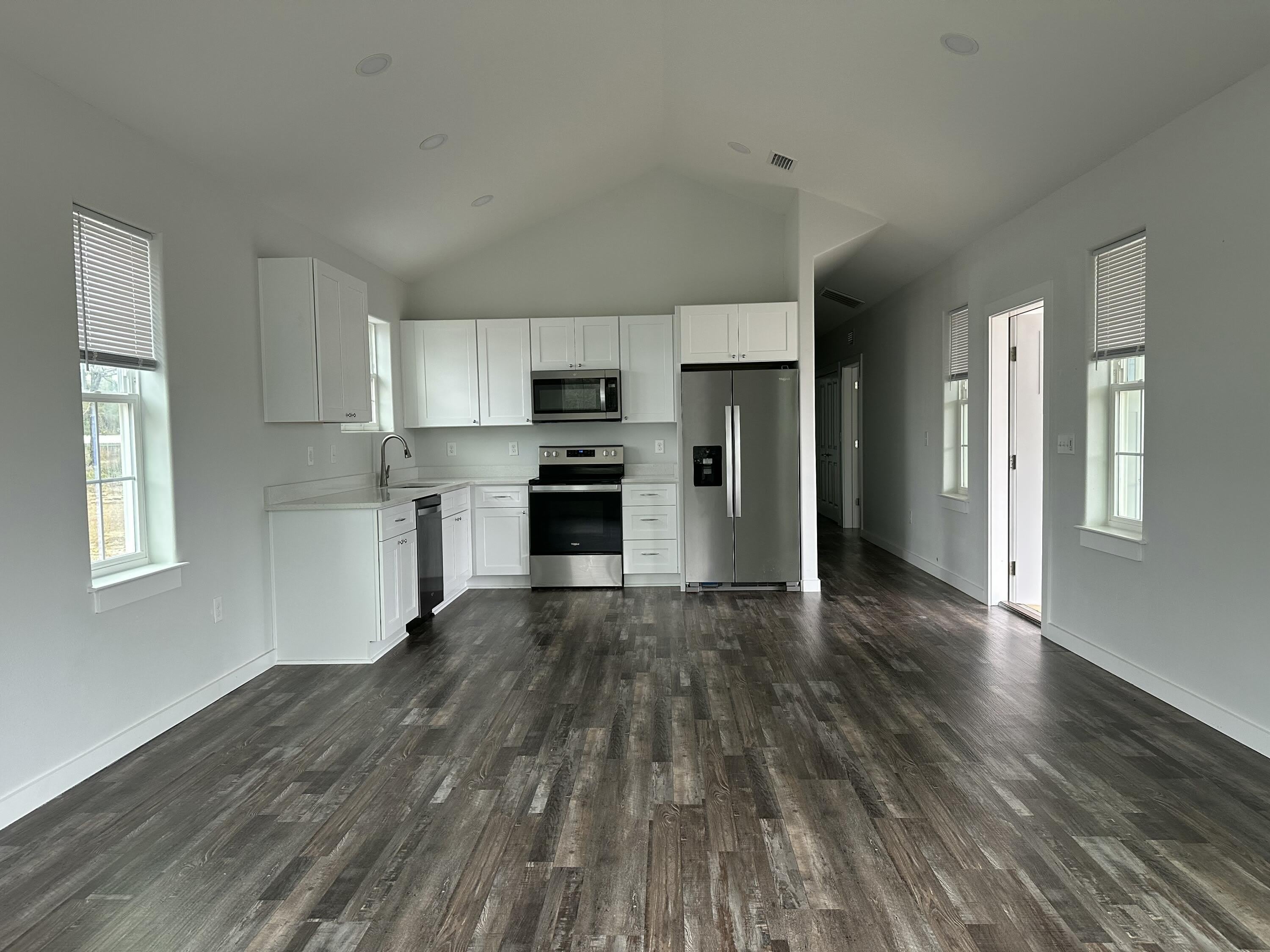 524 N Raphael Road – photo 4