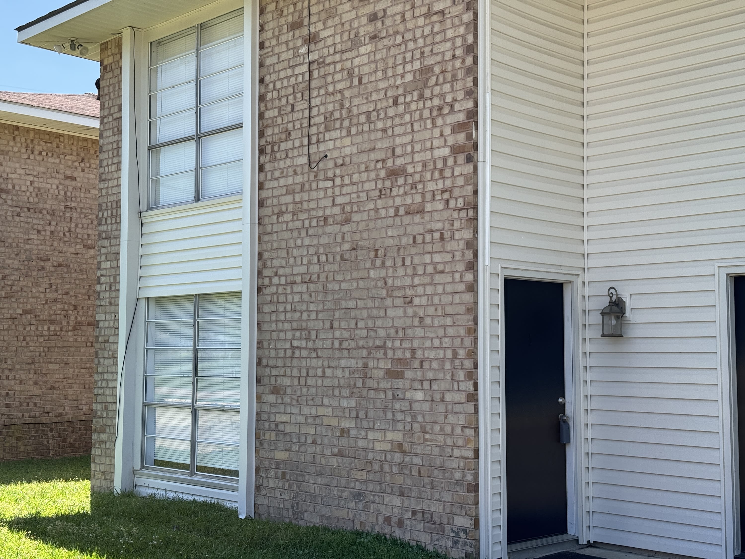 2630 Kelli Drive – photo 1