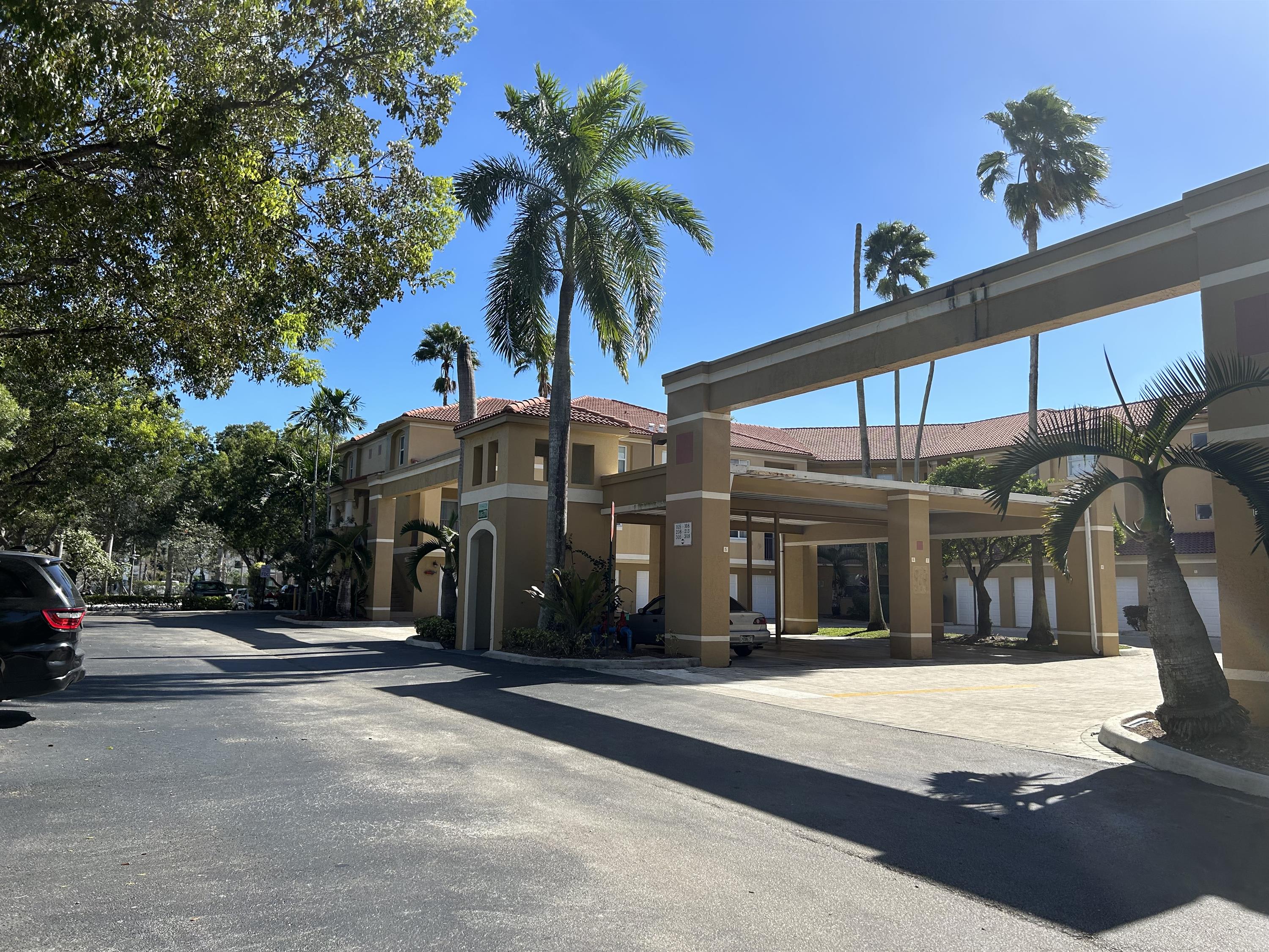 771 N PINE ISLAND RD #107 – photo 5