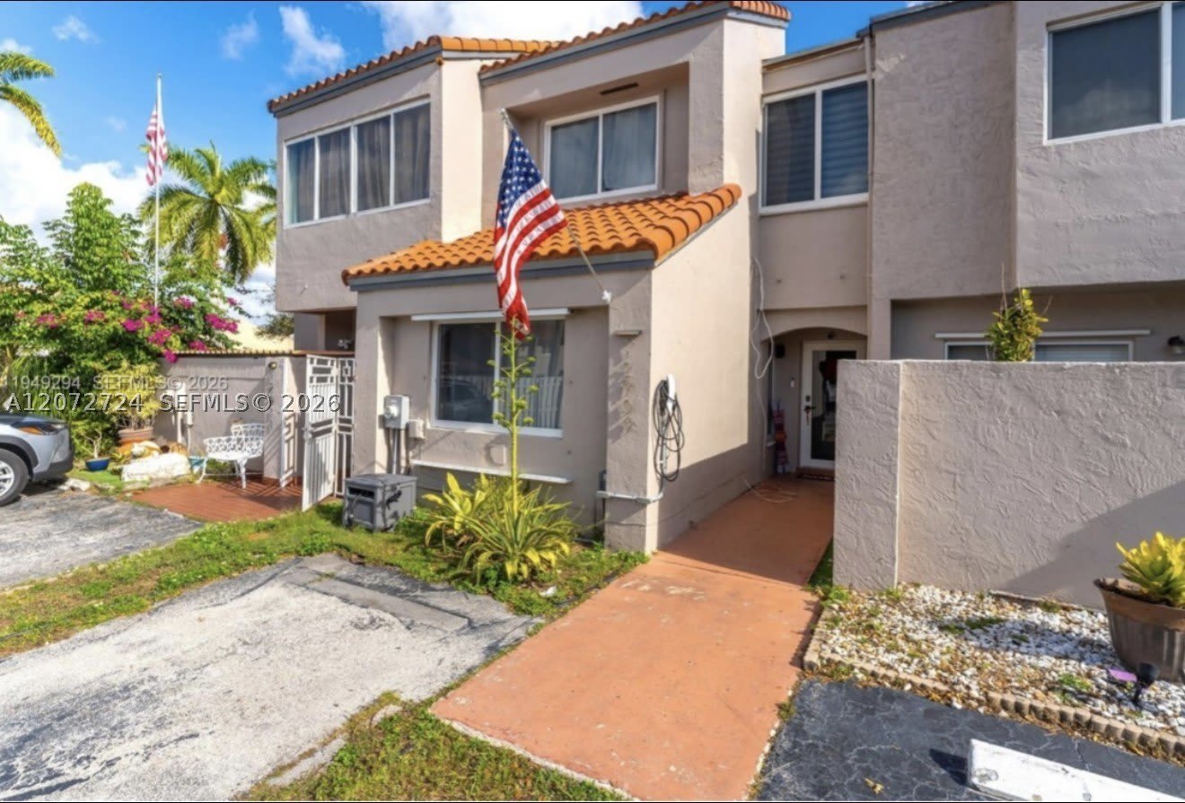 12909 SW 64th Ln – photo 2