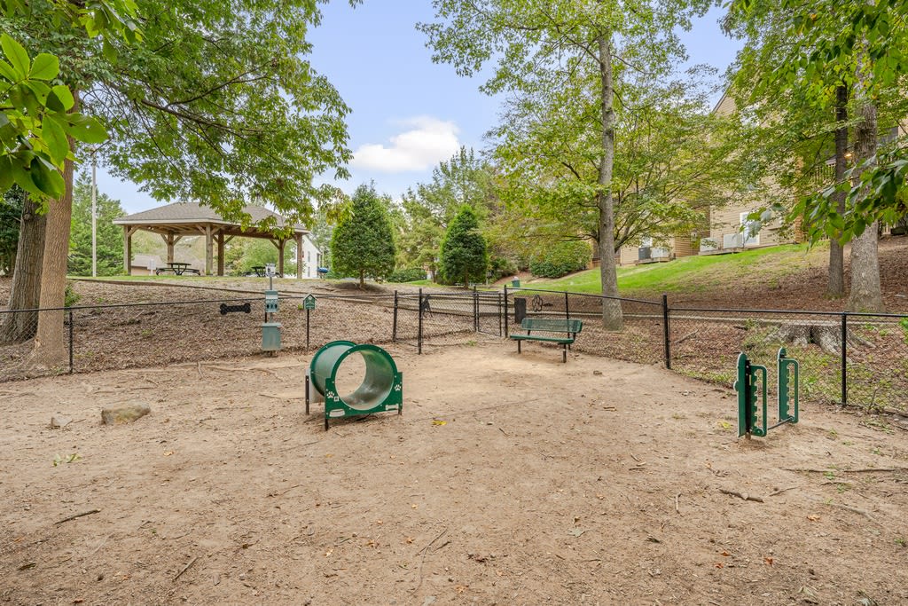 Southpoint Estate Apartments – photo 4