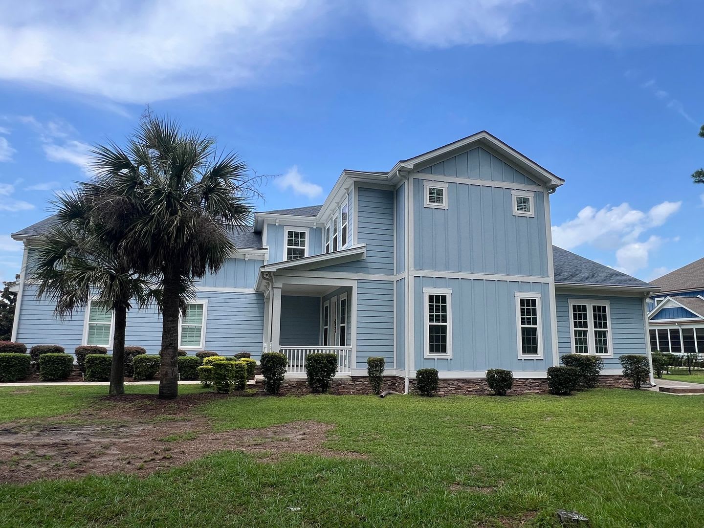 Huge home in the Gated Waterbridge Subdivision! – photo 2