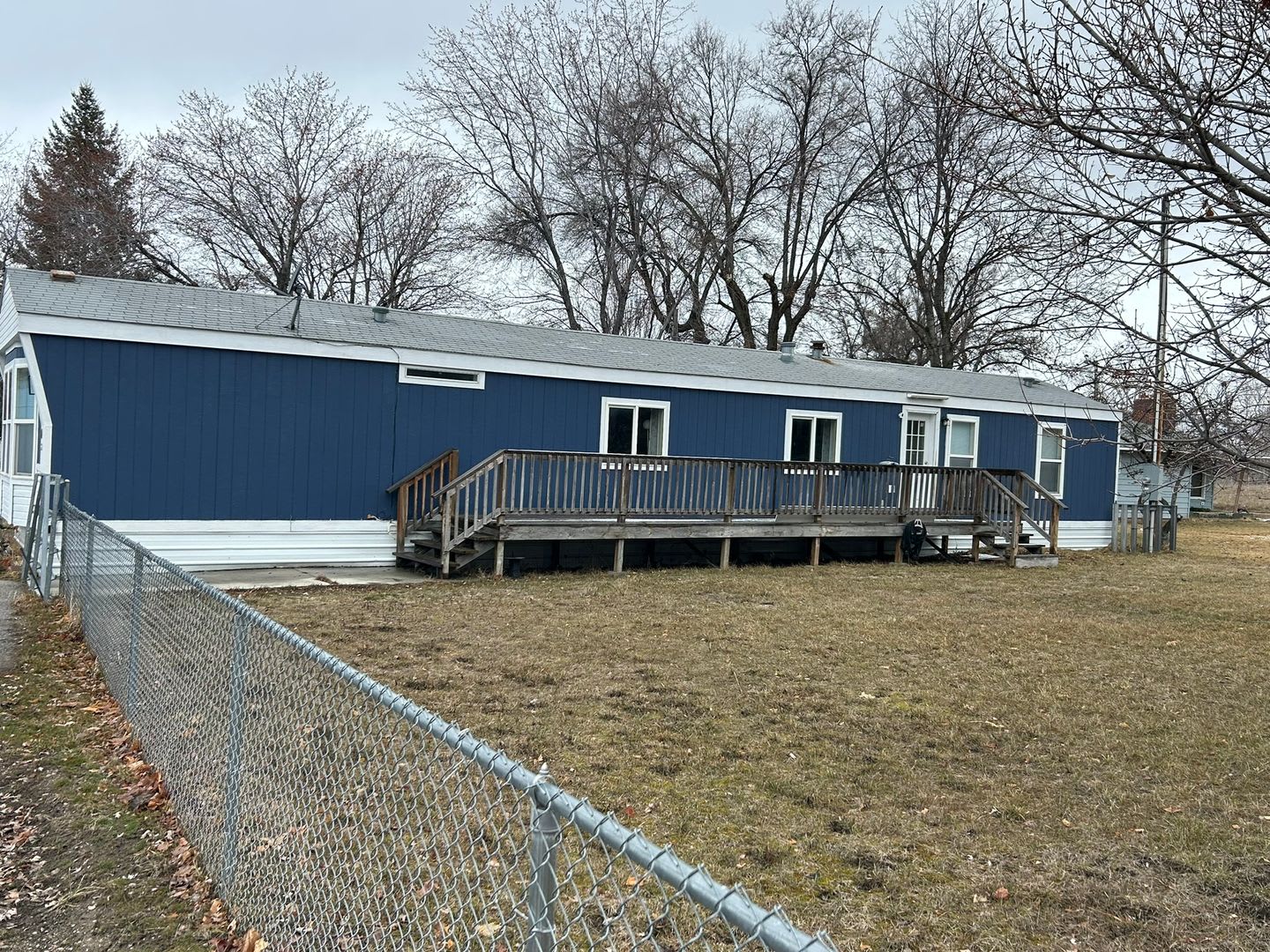 Remodeled 2 bed 2 bath mobile home on large lot – photo 5