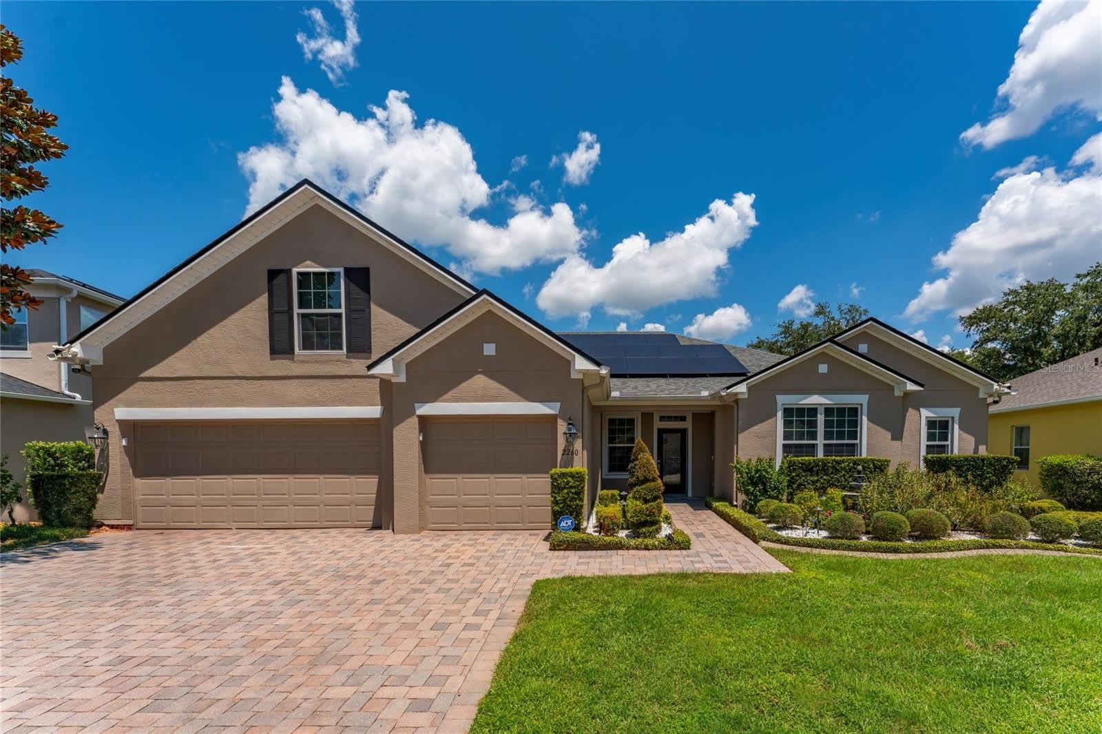 2260 PICKFORD Circle – photo 4