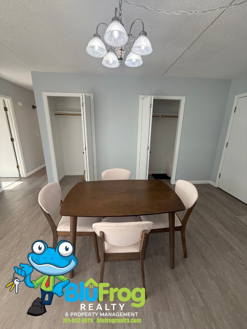 314 4th St. NE #10 – photo 4