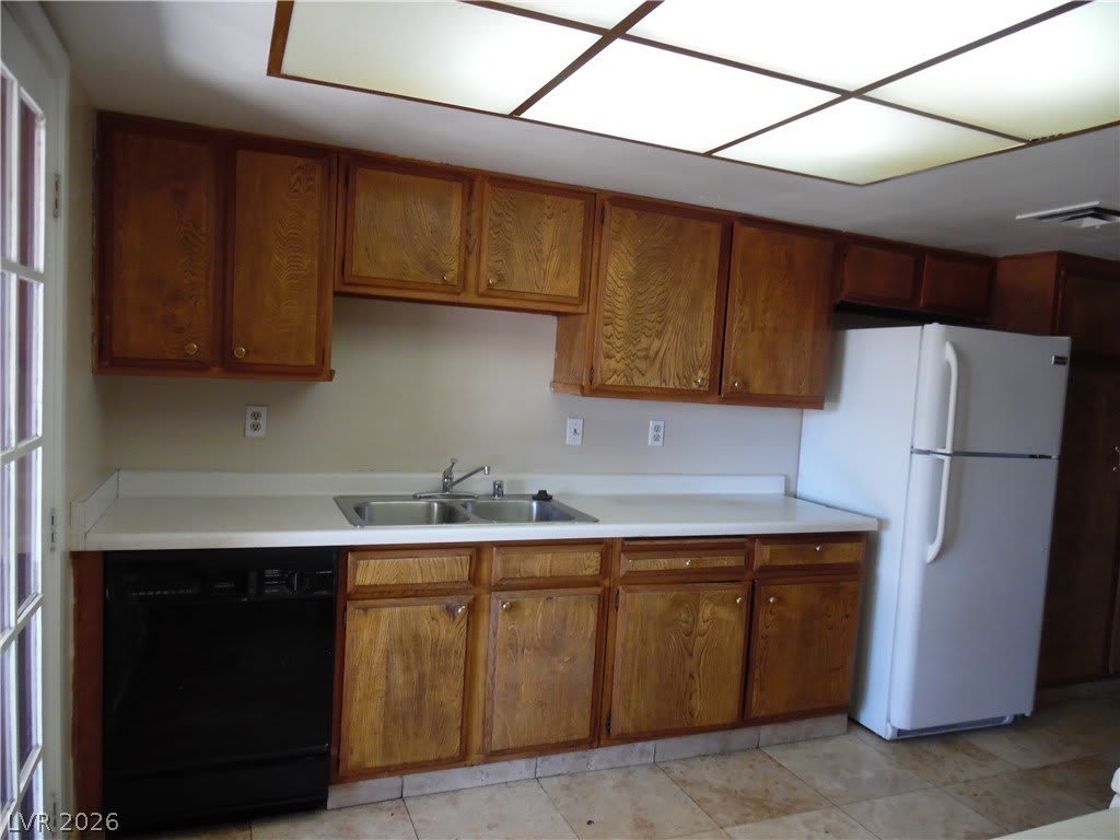 4411 Sirius Avenue – photo 5