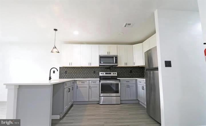 511 CORINTHIAN AVE – photo 4