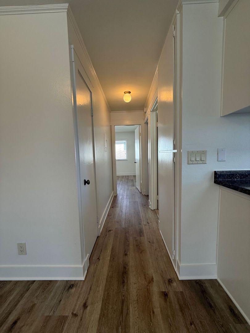 Spacious Living in the Heart of Ventura – photo 5