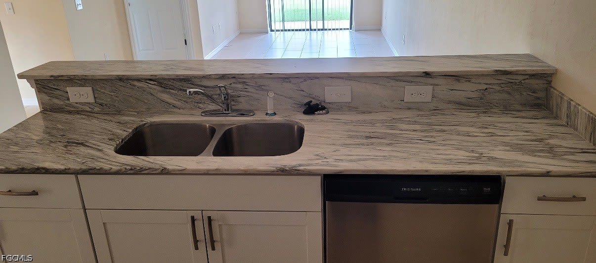 4540 SW 8th Court – photo 5
