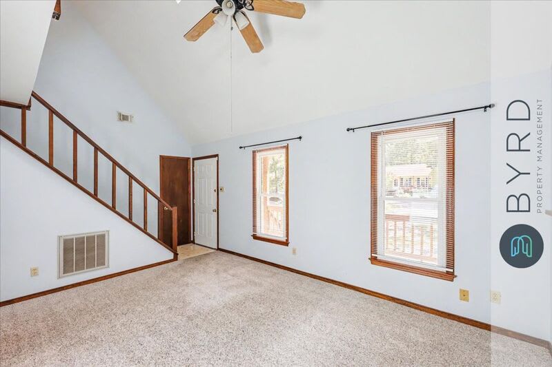 5961 Sara Kay Dr – photo 5