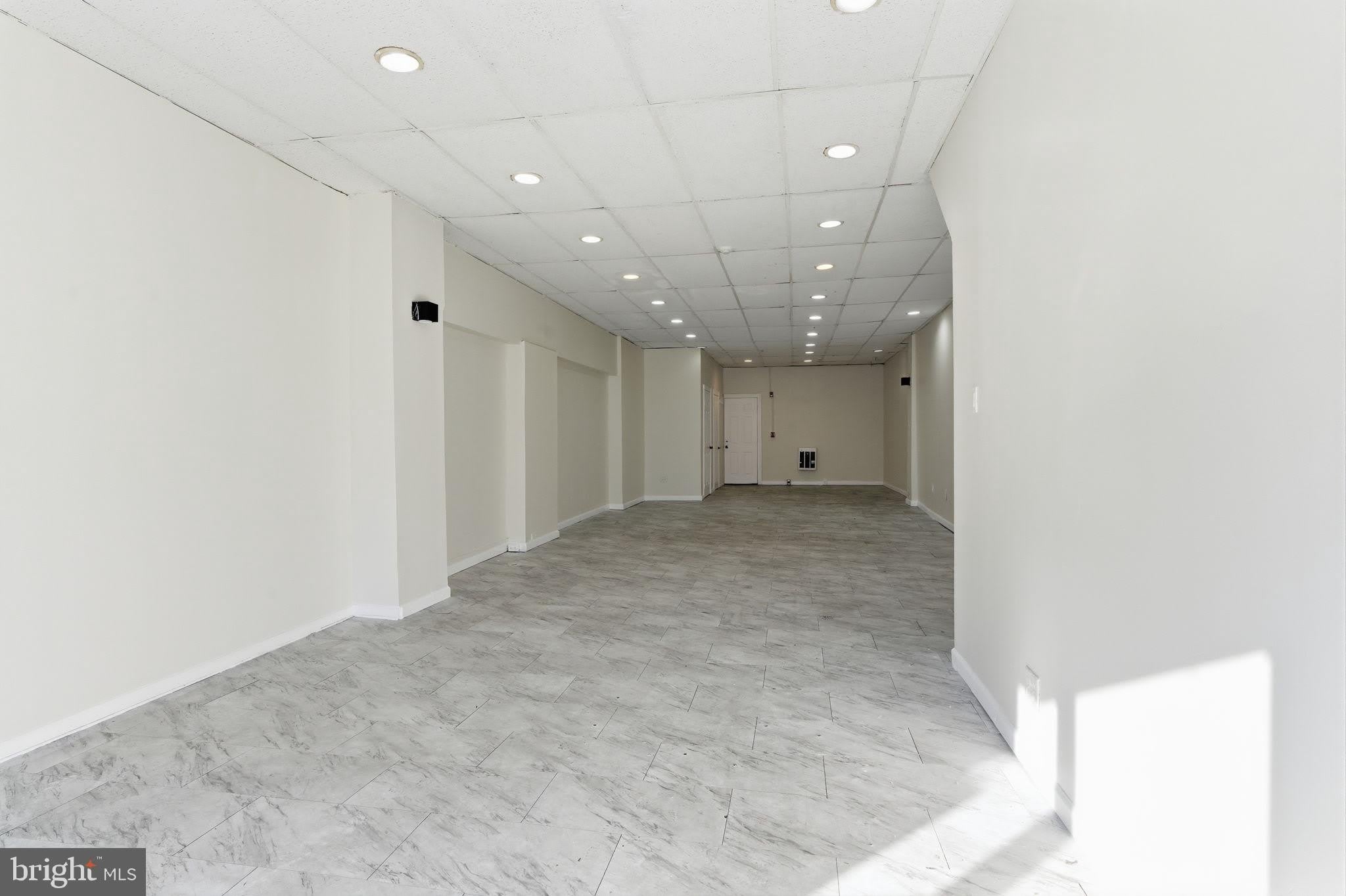 5646 N 5Th Street – photo 4